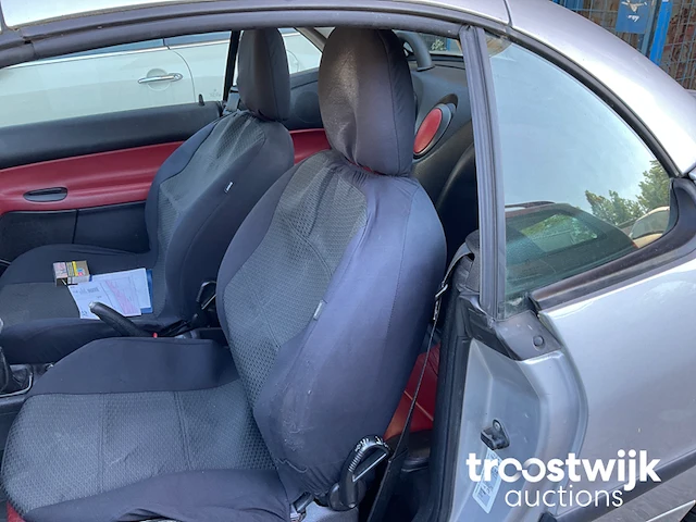 Personenauto - afbeelding 24 van  25