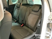 Personenauto - afbeelding 6 van  21