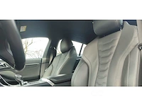 Personenauto - afbeelding 8 van  36