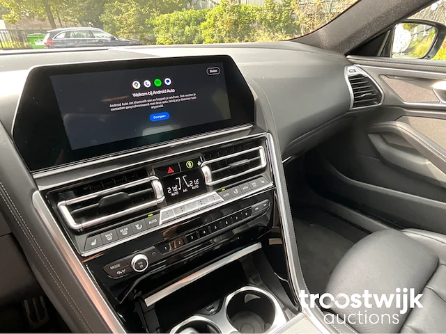 Personenauto - afbeelding 15 van  36