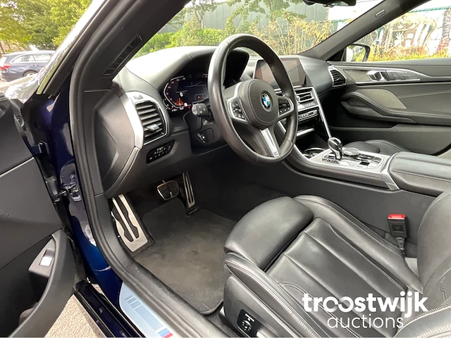 Personenauto - afbeelding 20 van  36