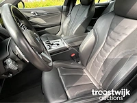 Personenauto - afbeelding 22 van  36