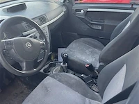 Personenauto - afbeelding 6 van  8