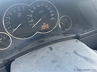 Personenauto - afbeelding 8 van  8