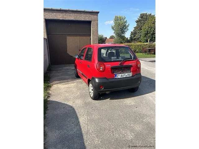 Personenauto - afbeelding 4 van  8