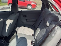 Personenauto - afbeelding 5 van  8