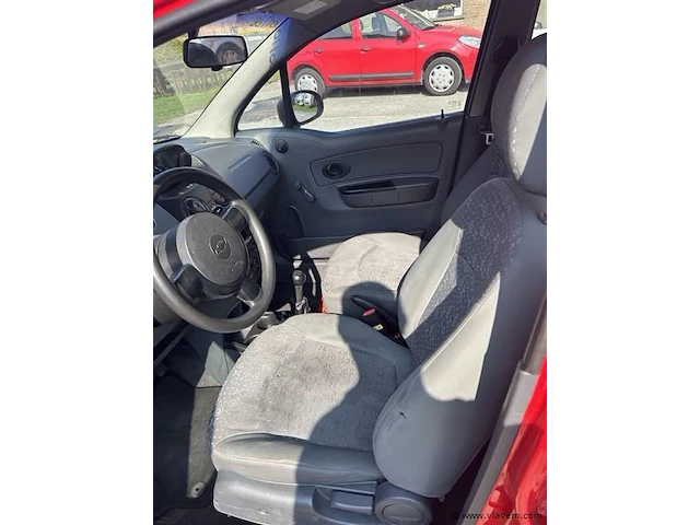Personenauto - afbeelding 6 van  8