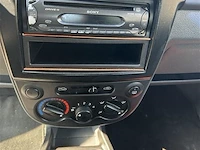 Personenauto - afbeelding 7 van  8