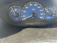 Personenauto - afbeelding 8 van  8
