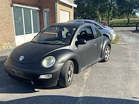 Personenauto - afbeelding 1 van  6