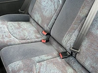 Personenauto - afbeelding 5 van  8