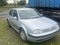Personenauto - afbeelding 3 van  8