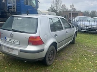 Personenauto - afbeelding 4 van  8