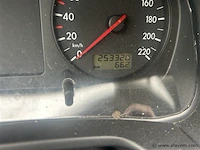 Personenauto - afbeelding 8 van  8