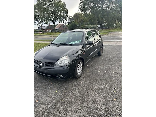 Personenauto - afbeelding 1 van  8