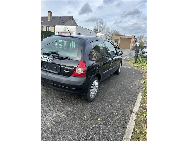 Personenauto - afbeelding 3 van  8