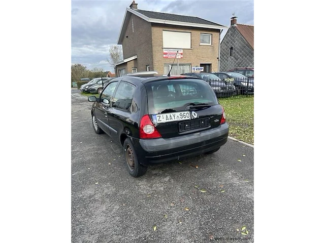 Personenauto - afbeelding 4 van  8