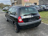 Personenauto - afbeelding 4 van  8