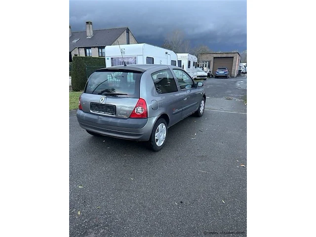 Personenauto - afbeelding 3 van  8
