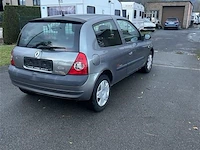 Personenauto - afbeelding 3 van  8