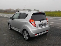 Personenauto - afbeelding 5 van  16
