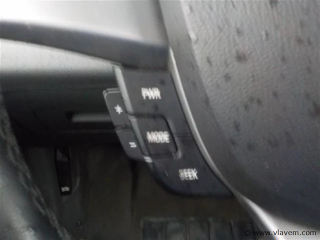 Personenauto - afbeelding 13 van  16