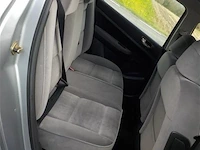 Personenauto - afbeelding 2 van  14