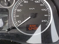 Personenauto - afbeelding 6 van  14