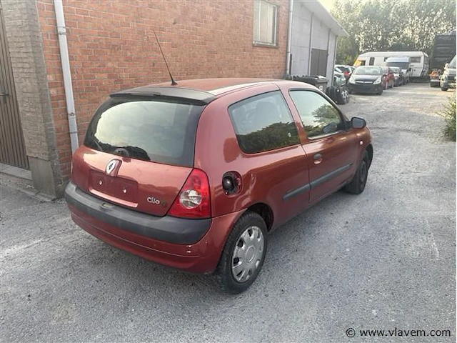 Personenauto - afbeelding 3 van  8