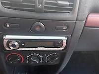 Personenauto - afbeelding 7 van  8
