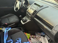 Personenauto - afbeelding 5 van  7