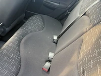 Personenauto - afbeelding 5 van  8