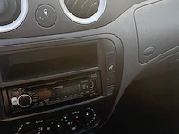 Personenauto - afbeelding 7 van  8