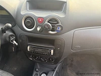 Personenauto - afbeelding 6 van  6