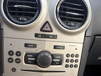 Personenauto - afbeelding 6 van  7