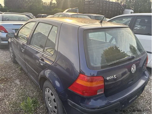 Personenauto - afbeelding 4 van  8