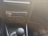 Personenauto - afbeelding 7 van  8