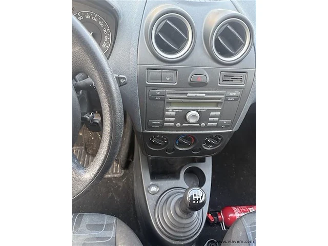 Personenauto - afbeelding 7 van  8