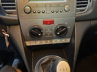 Personenauto - afbeelding 7 van  8