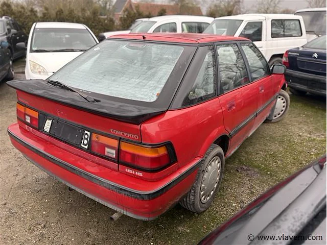 Personenauto - afbeelding 3 van  7