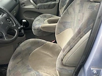 Personenauto - afbeelding 6 van  8