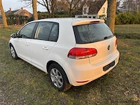 Personenauto - afbeelding 4 van  7