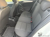 Personenauto - afbeelding 5 van  7