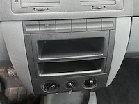Personenauto - afbeelding 7 van  8