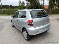 Personenauto - afbeelding 5 van  10