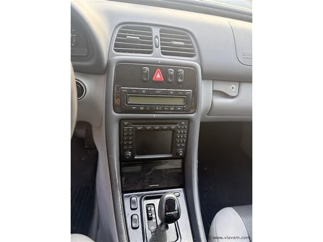 Personenauto - afbeelding 6 van  7