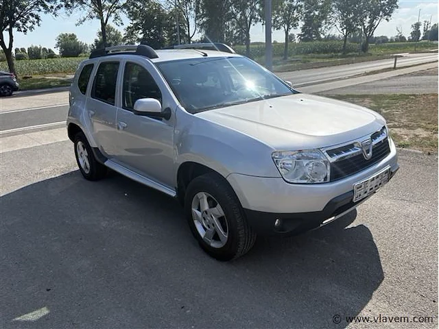 Personenauto - afbeelding 2 van  8