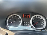 Personenauto - afbeelding 8 van  8