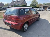 Personenauto - afbeelding 3 van  8