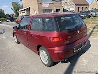 Personenauto - afbeelding 4 van  8